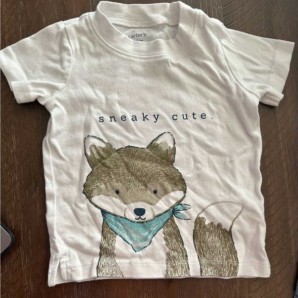 Sneaky cute fox t shirt